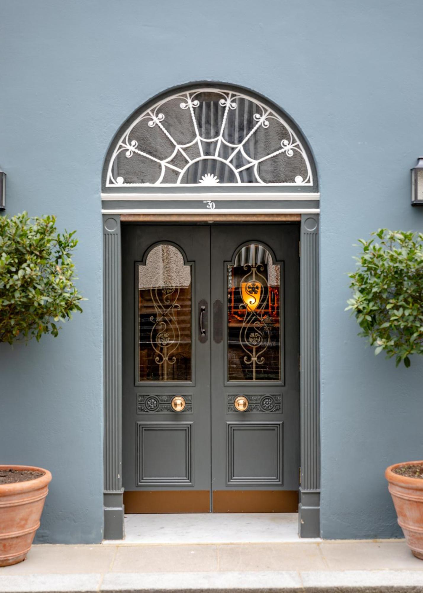 Hotel No. 30 Knightsbridge Londra Esterno foto